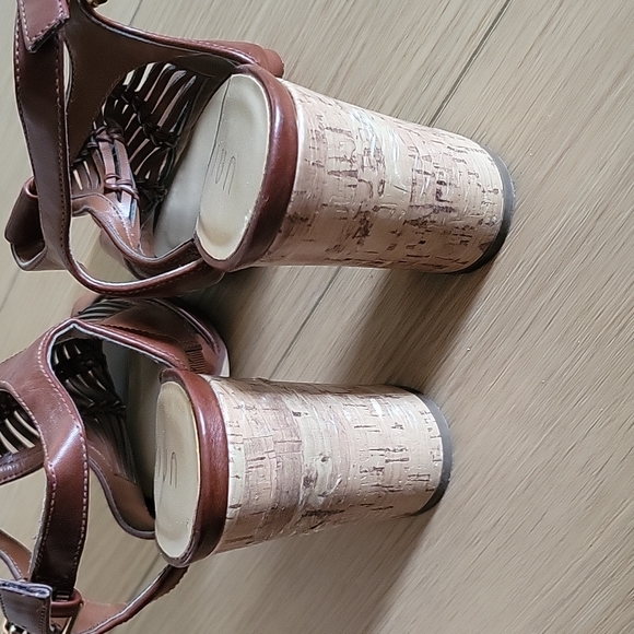 Sandals high heeled - Picture 2 of 3